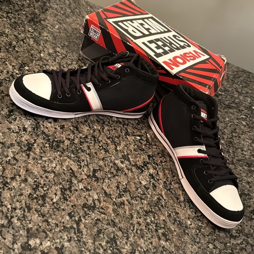 Vision Street Wear Santiago sneakers NIB 12 - Picture 4 of 9